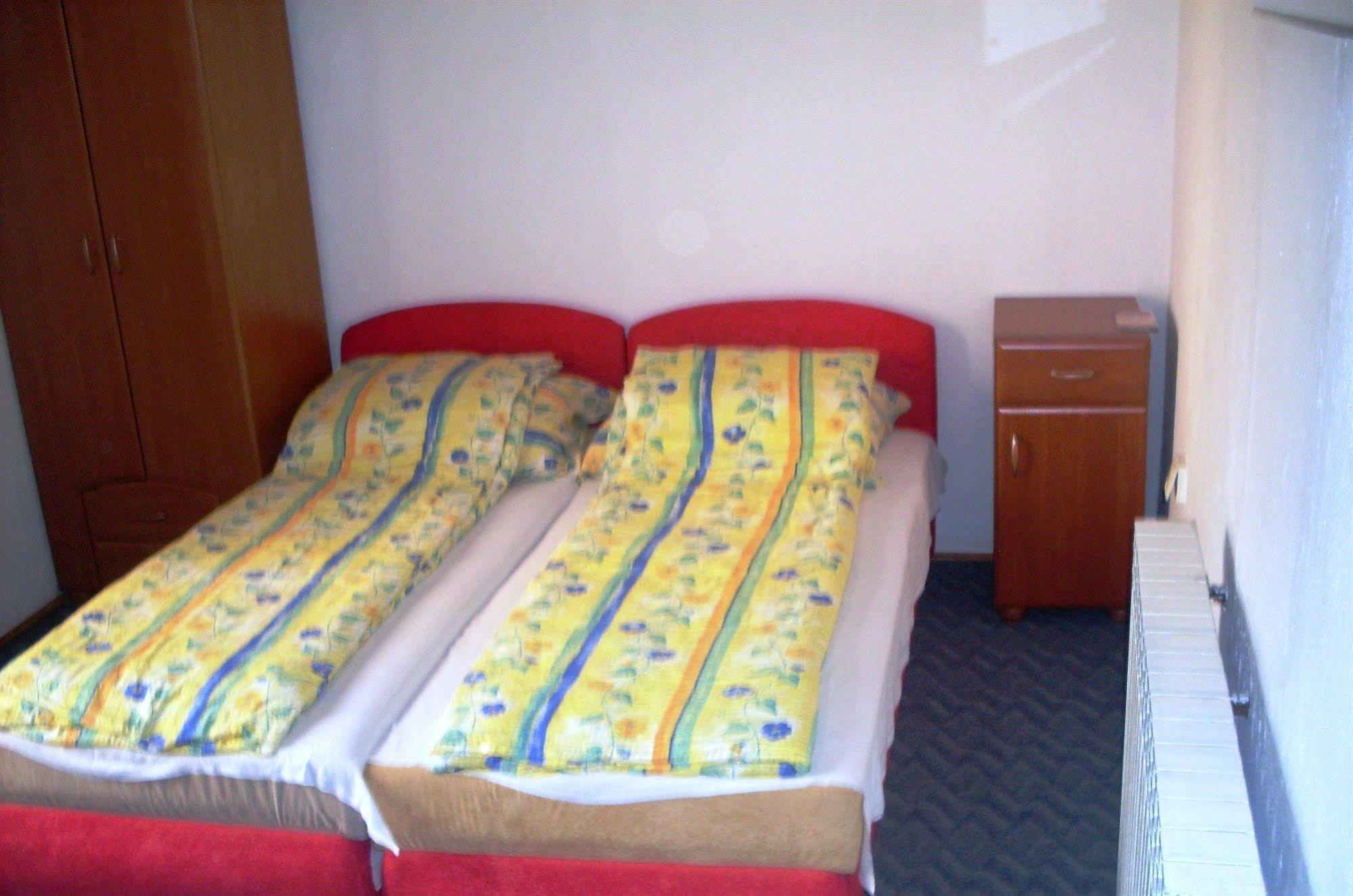 Hostel Gonzo SJJ Eksteriør billede